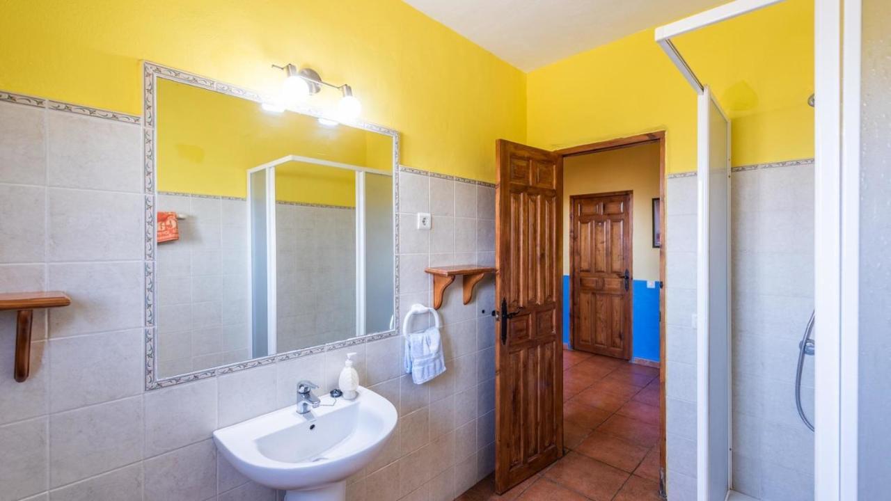 Casa Alejandro Almachar By Ruralidaysヴィラ エクステリア 写真